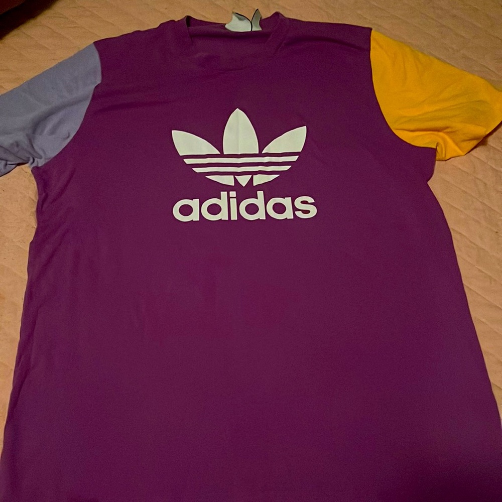 I am selling these shirt almost new
